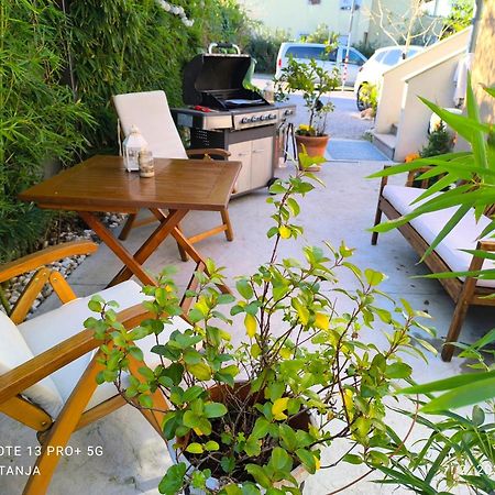 Apartma Rea Izola, Pergola & Terassa, Parking المظهر الخارجي الصورة